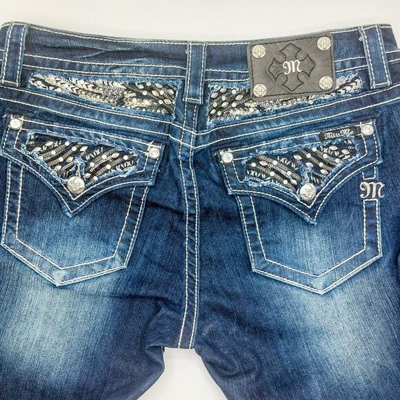 Miss Me Embellished Signature Skinny Jeans Women's Size 32x31 Blue Crystals NEW! - Picture 1 of 16